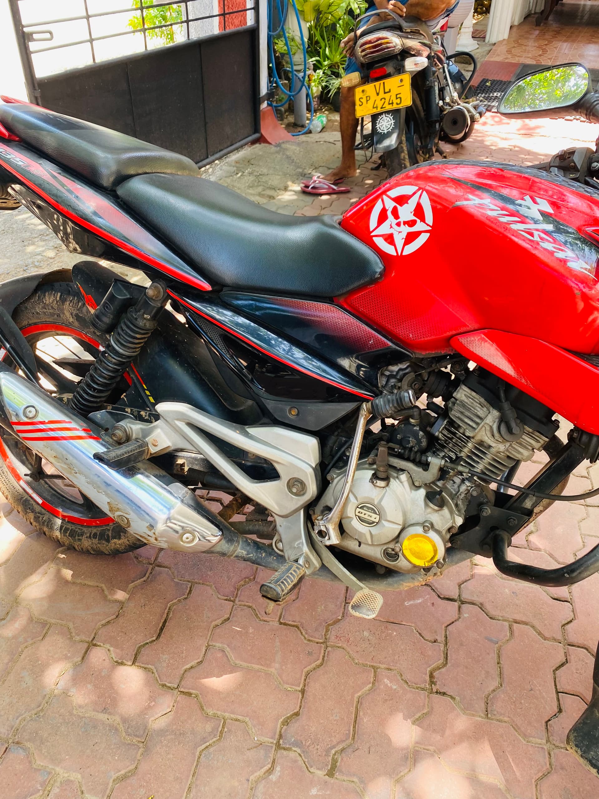 Bajaj pulsur 135 - Image 2