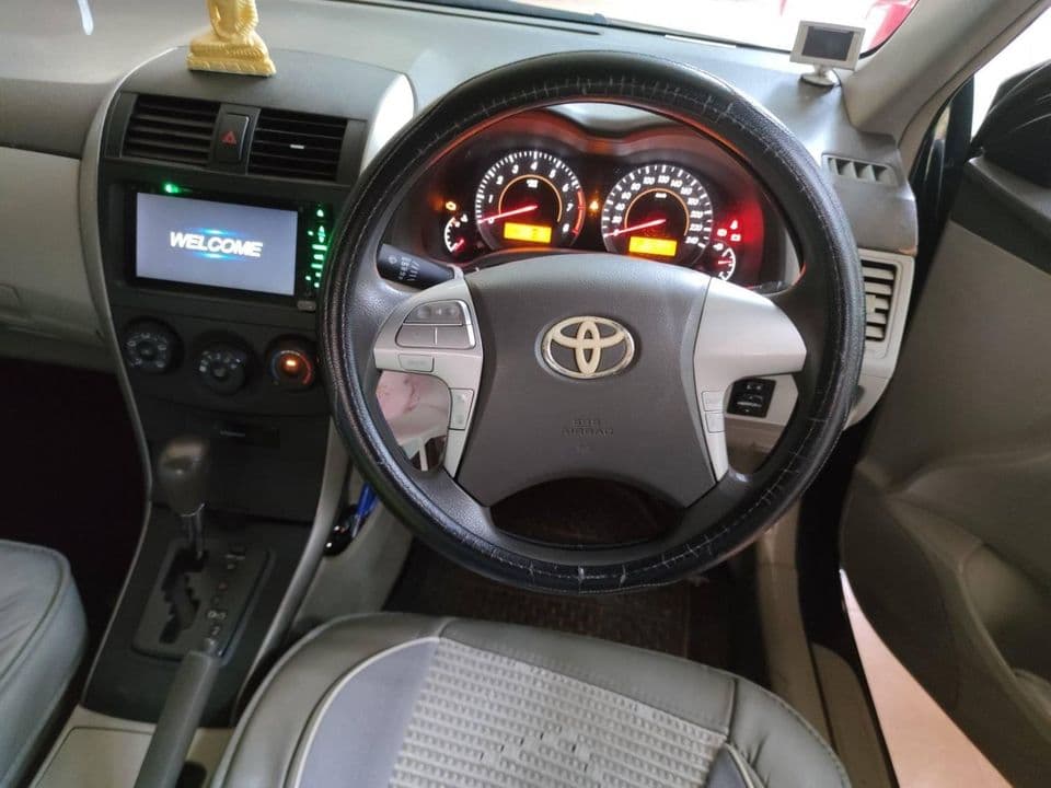 Toyota corolla - Image 2